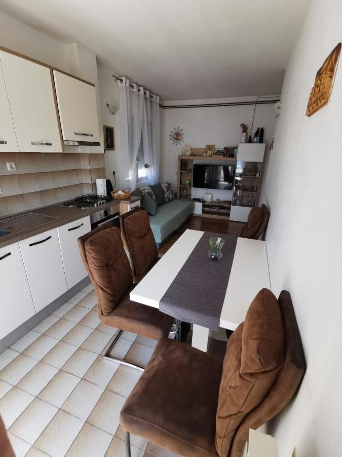 Apartman Viky Primošten Exteriér fotografie